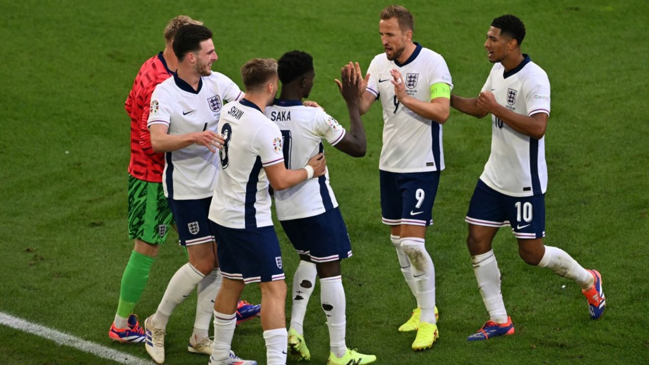 Inglaterra sufre de más para eliminar a Suiza, pero consigue boleto a semifinales