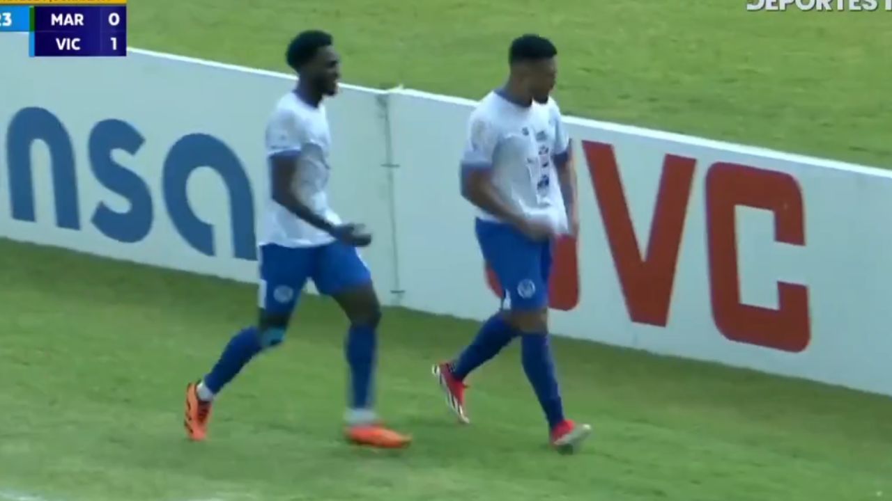 Así fue el primer gol del panameño Rolando Blackburn en la Liga Nacional