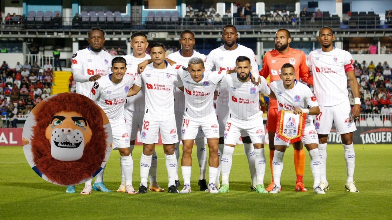 Olimpia presenta nueva mascota y hace invitación a su afición