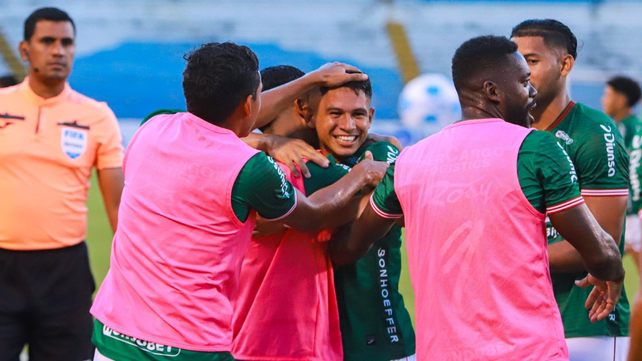 Futbolista de Marathón confirma que es baja ante Comunicaciones por temas de documentación