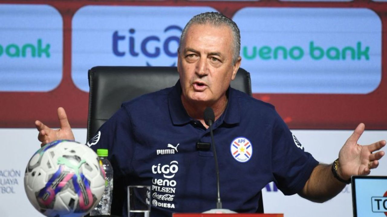 Gustavo Alfaro cuenta el motivo por la cual abandonó a Costa Rica para dirigir a Paraguay