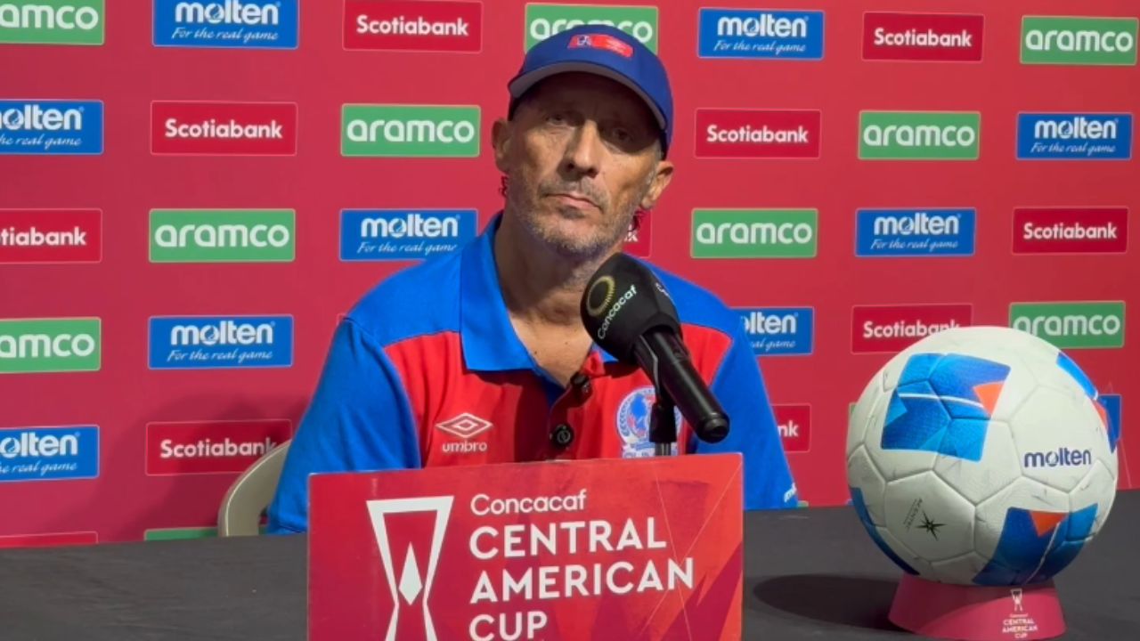 Pedro Troglio explica su planteamiento ante Águila y deja fuerte crítica a sus jugadores