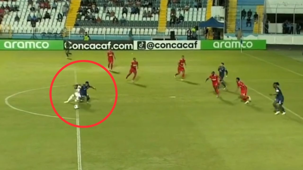El increíble penal que no le señalaron al Motagua en la Copa Centroamericana