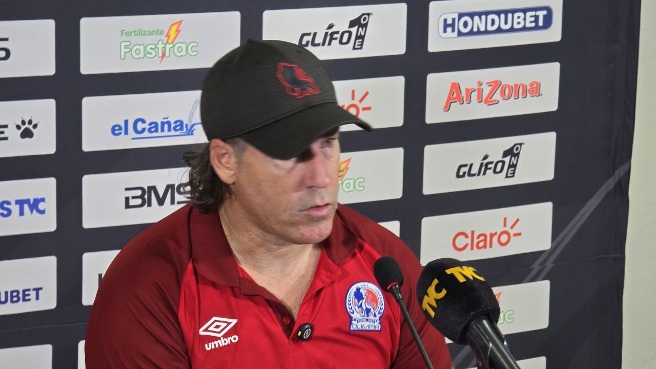 Gustavo Reggi detecta lo que le hace falta al Olimpia para poder ganar partidos