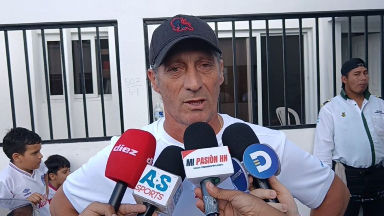 Pedro Troglio confirma su salida del Olimpia y aclara su objetivo en el torneo
