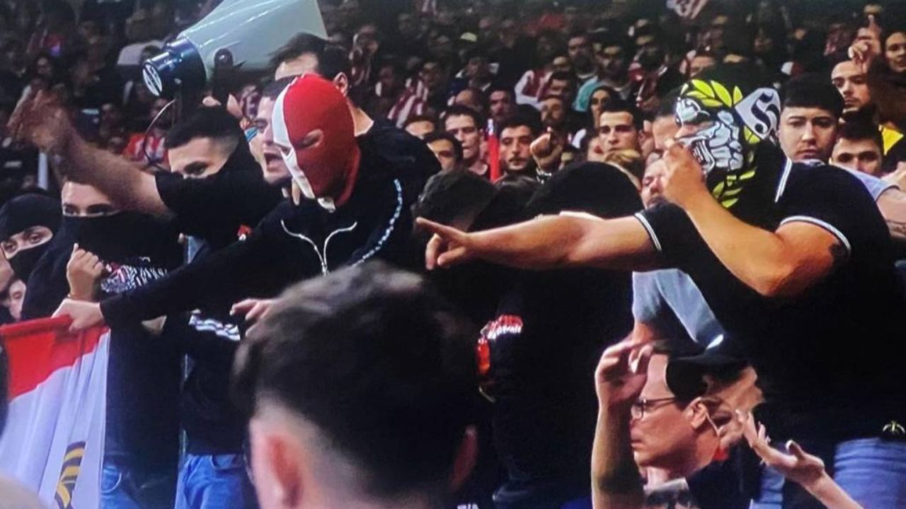 Atlético de Madrid aplica rotundo castigo al aficionado que lanzó objetos en el derbi