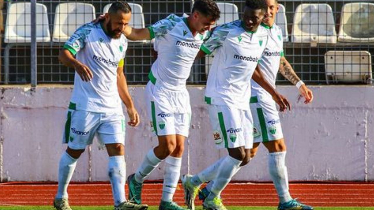 Alfredo Mejía da asistencia con el Levadiakos en la liga de Grecia