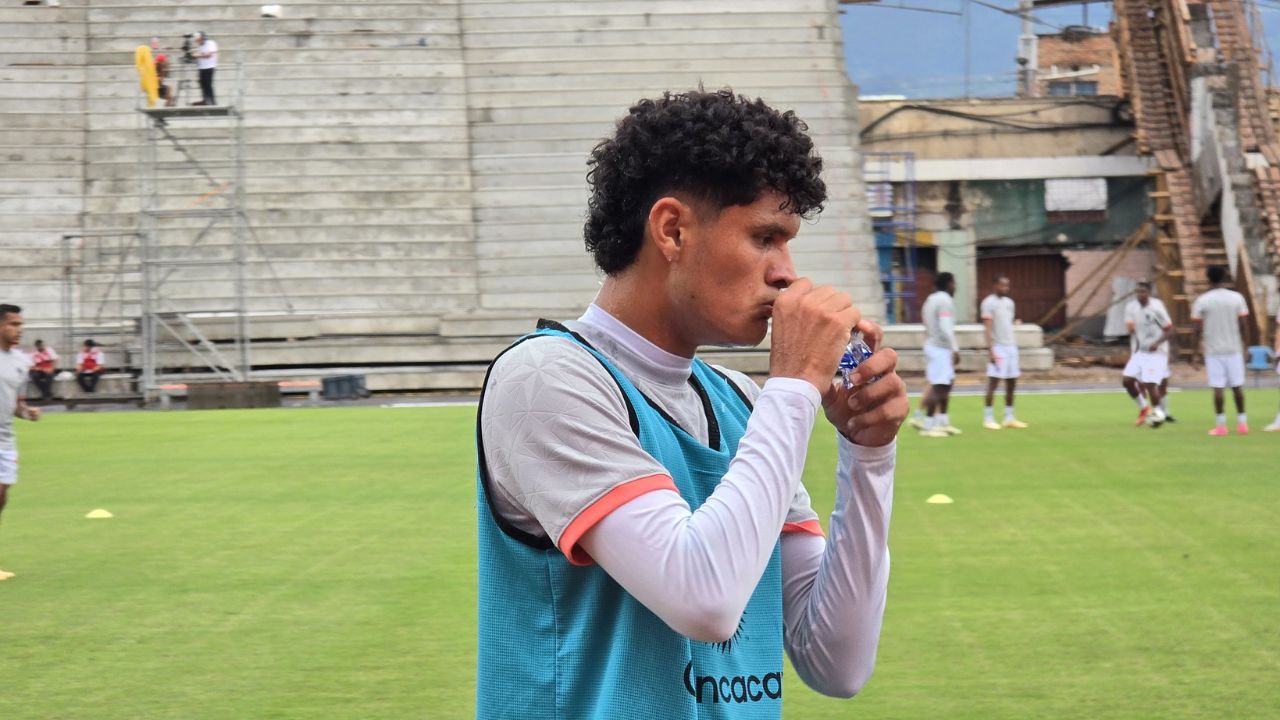 Lo que debes saber de David Herrera, el nuevo lateral izquierdo del Olimpia