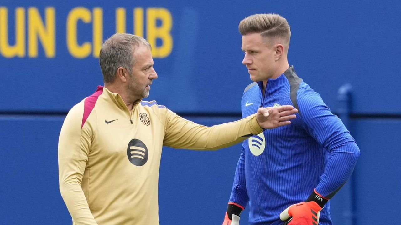 Hansi Flick confiesa si buscará un sustituto tras lesión de Ter Stegen