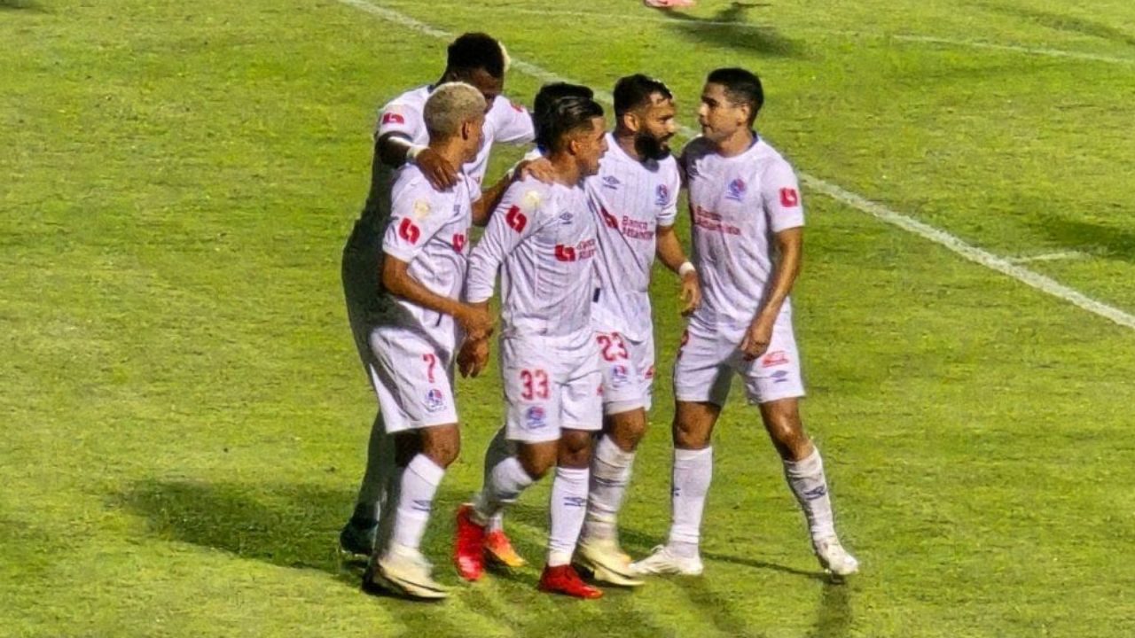 Olimpia sigue en racha ganadora y vapulea al Génesis en su regreso al Nacional