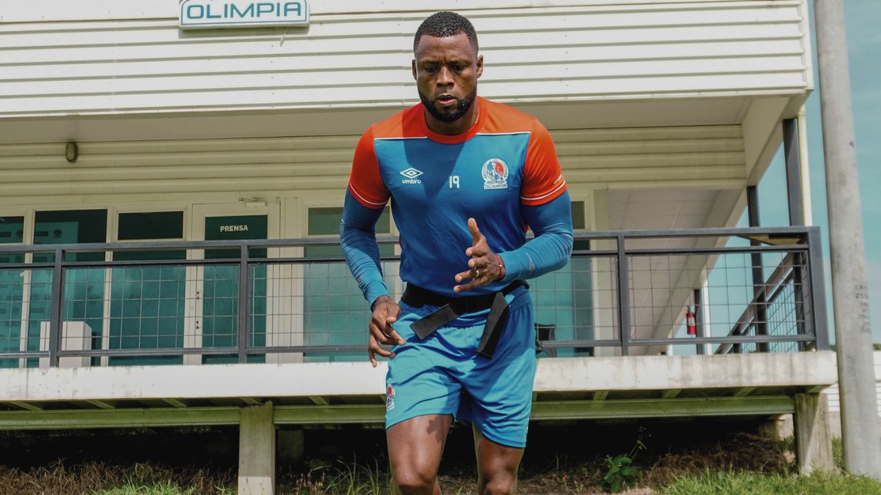 Yustin Arboleda no viajó a San Pedro Sula y es baja ante Lobos UPN