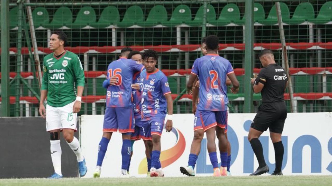 UPNFM regresa a la senda de la victoria y hunde más al Marathón