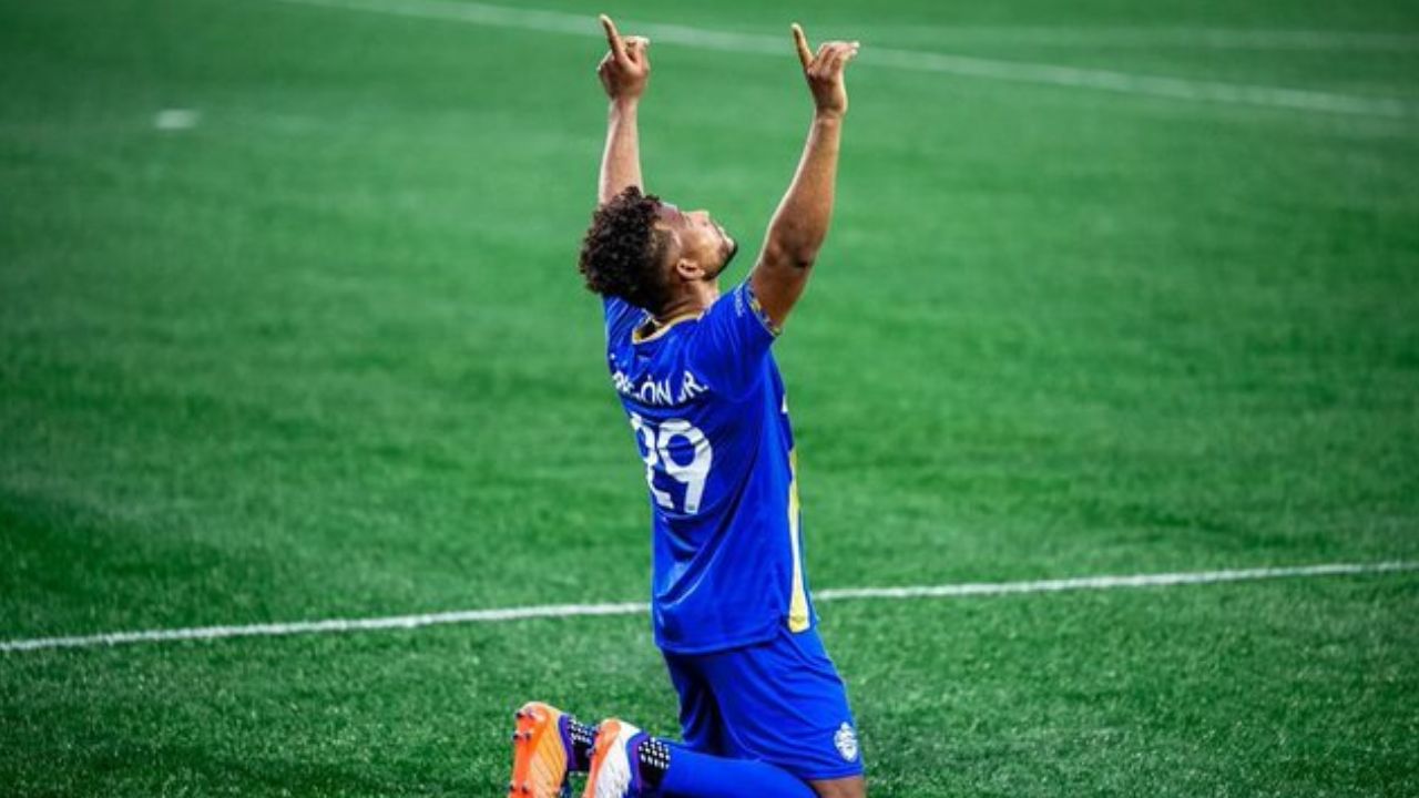 Juan Carlos Obregón se mantiene encendido y llega a su gol 20 en Estados Unidos