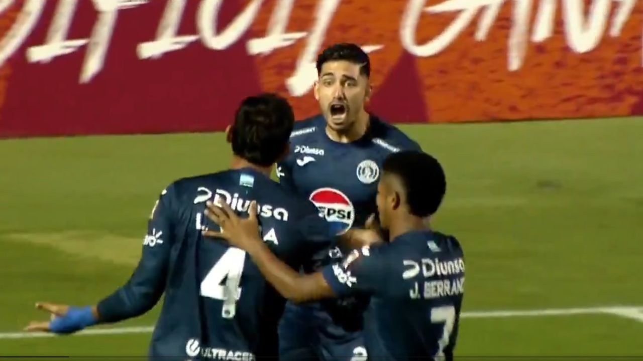Así fue el gol de Luis Vega que le dio la ventaja al Motagua ante Águila