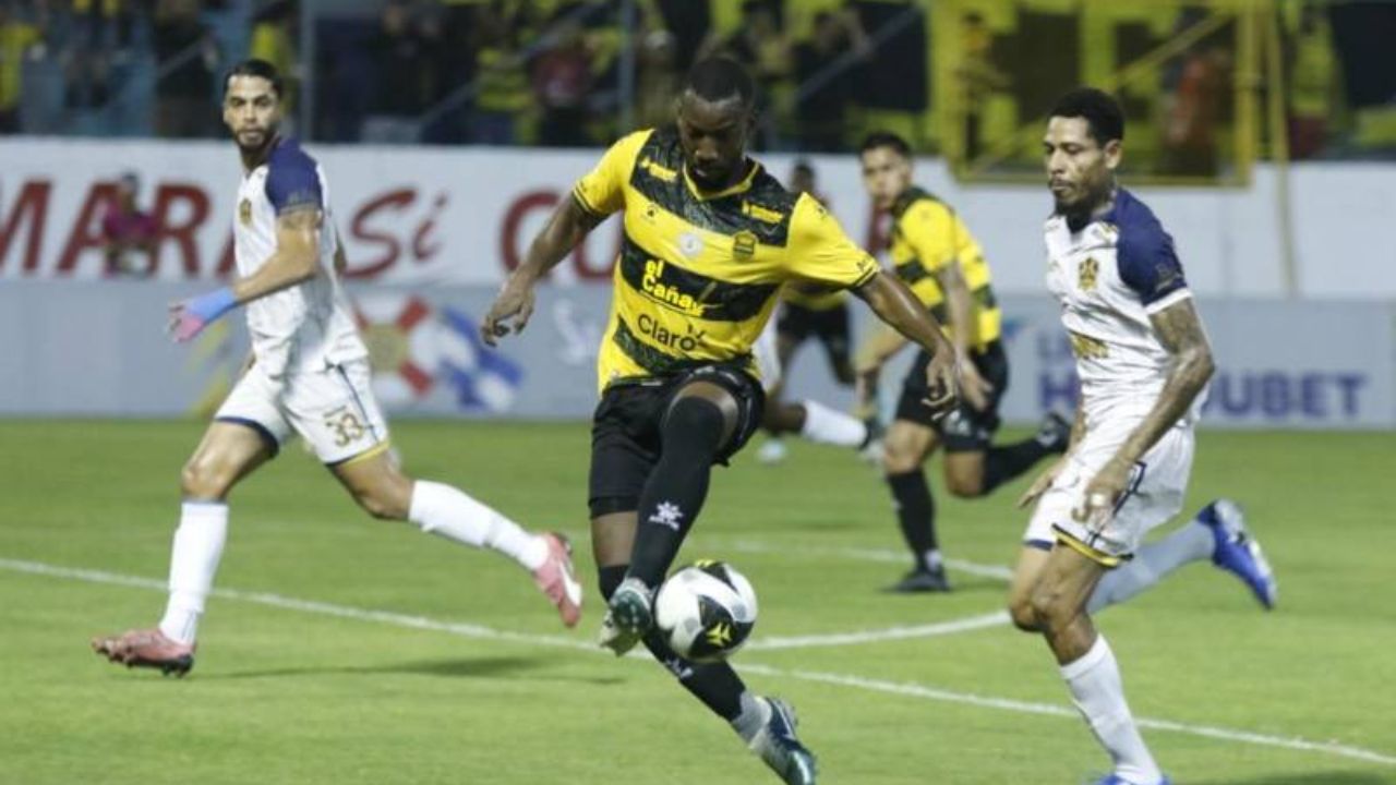 Real España y Olancho FC se reparten puntos en emocionante empate