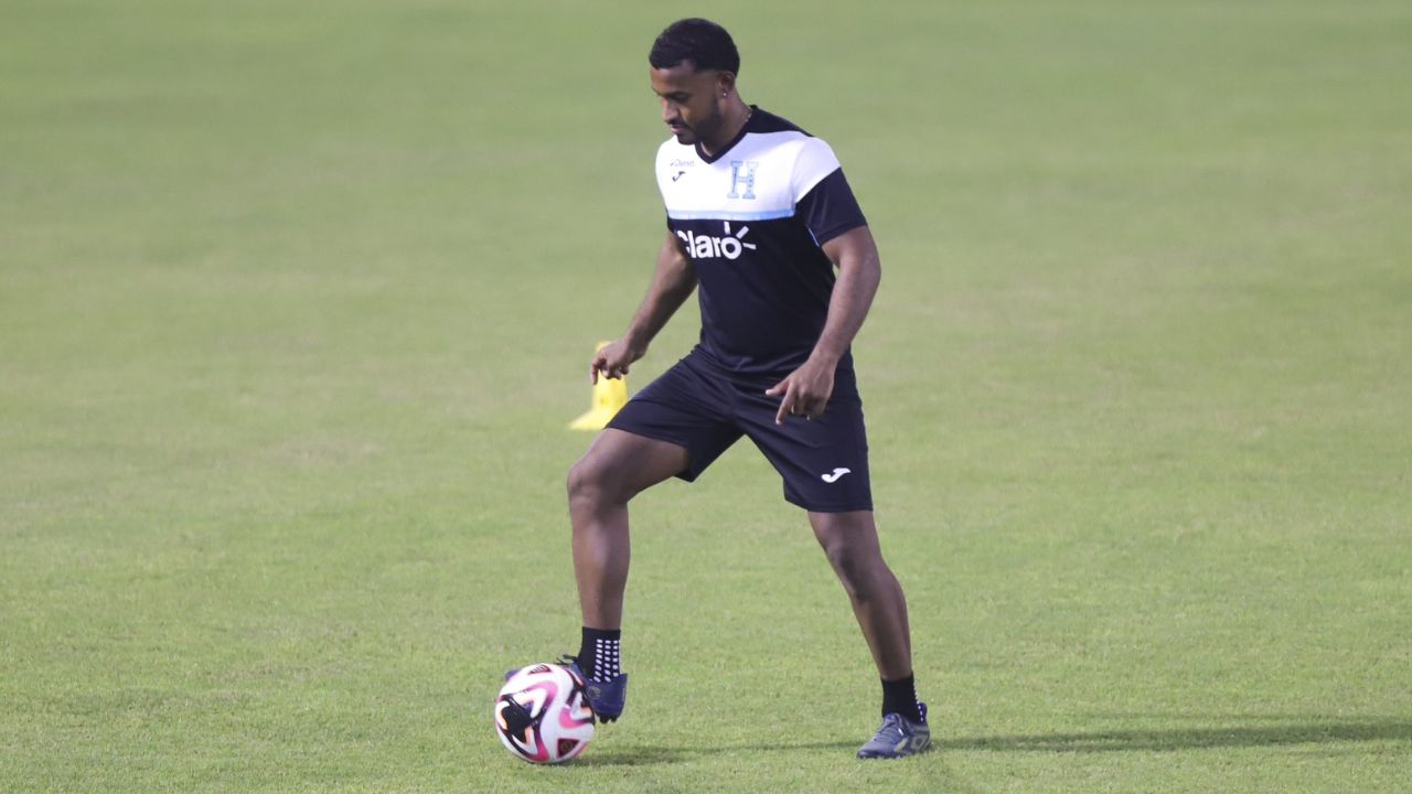 Juan Carlos Obregón se queda sin club en los Estados Unidos al término de la temporada