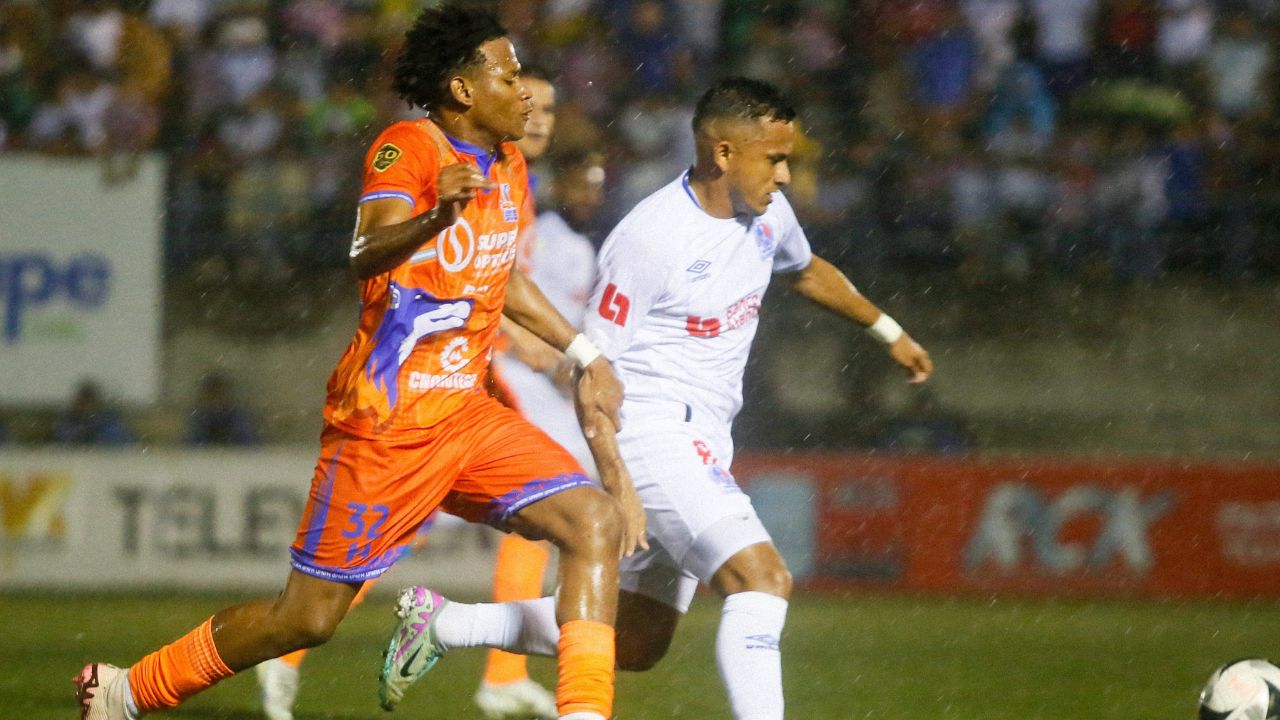 Olimpia pasó la tormenta y venció a los Lobos UPN para confirmar su pase a semifinales
