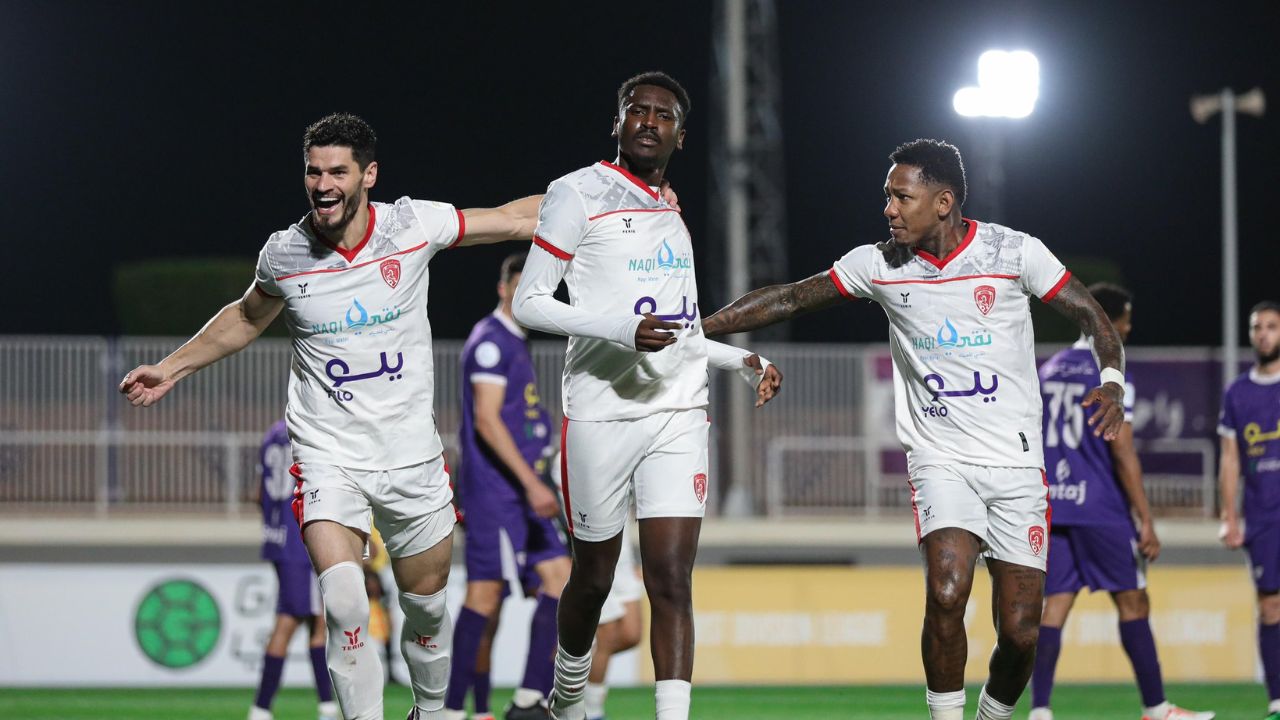 Romell Quioto se luce con asistencia en el triunfo de su equipo