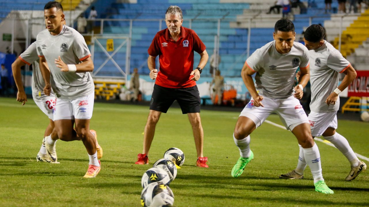 La decisión de los jugadores del Olimpia tras empatar contra el Olancho