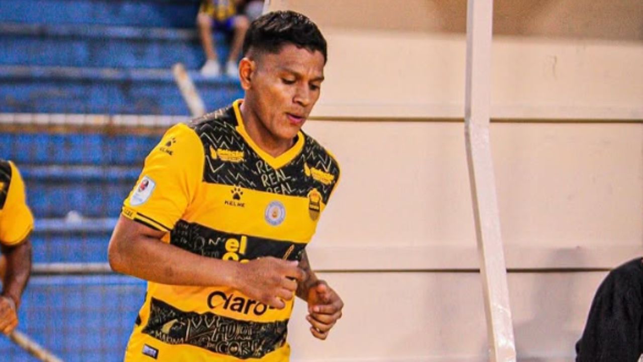 Brayan Moya decide renovar con Real España y apartar el interés del extranjero