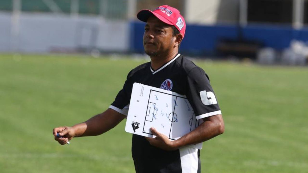 El fichaje Dani Turcios da un giro inesperado con el Victoria de cara al Clausura 2025