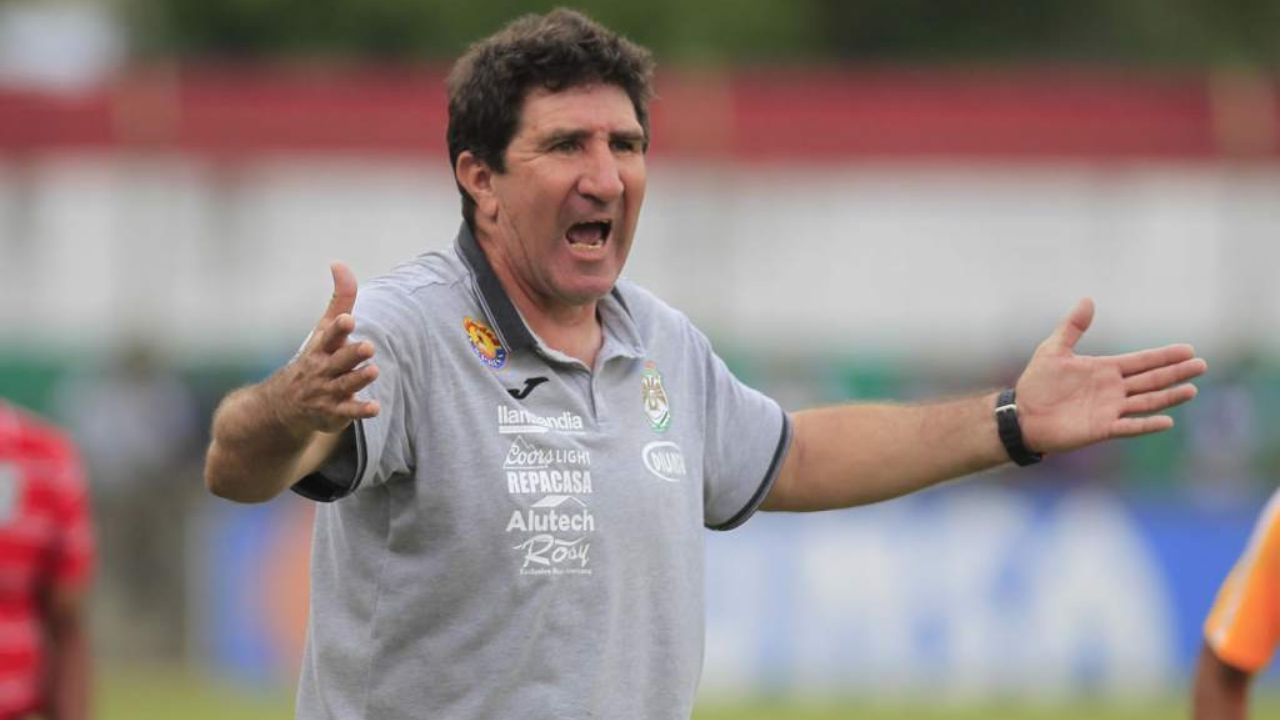 Héctor Vargas habla sobre su futuro tras su salida de la Real Sociedad