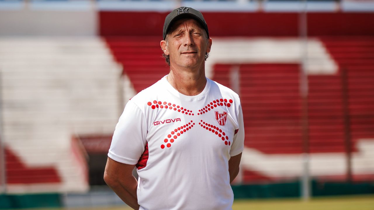 Pedro Troglio explica si fichará jugadores para el Instituto de Córdoba