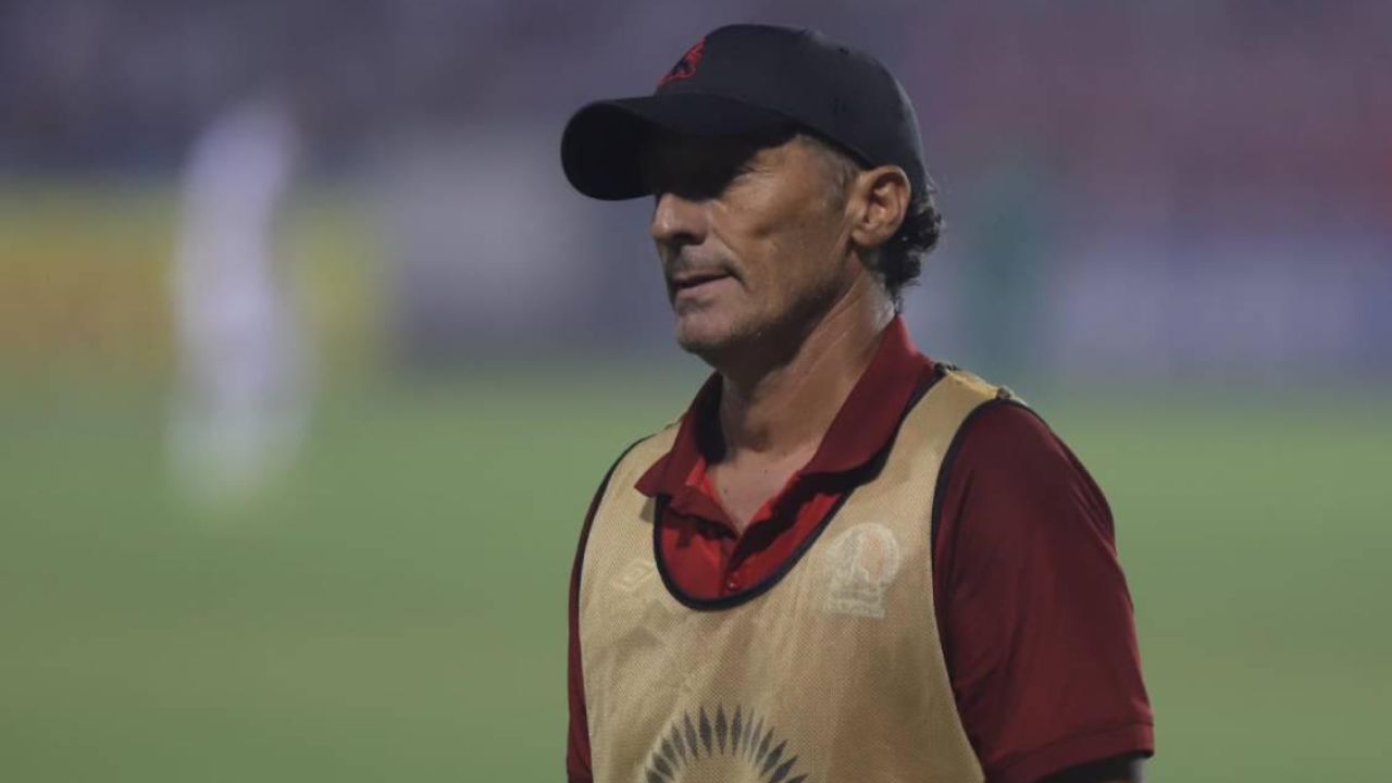 Pedro Troglio confiesa lo que hizo tras perder la final ante Motagua