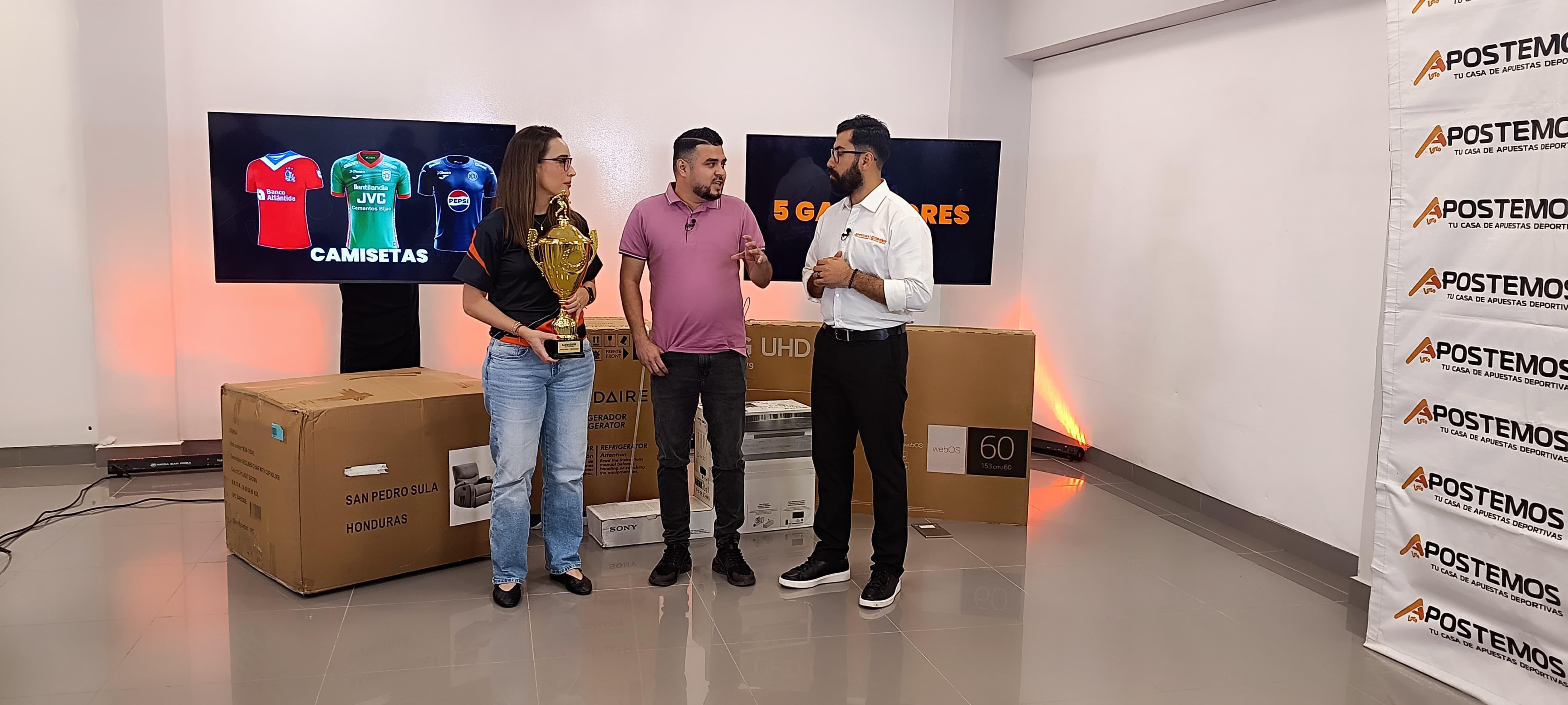 Premiación de la Segunda Temporada de Apostemos Fantasy League