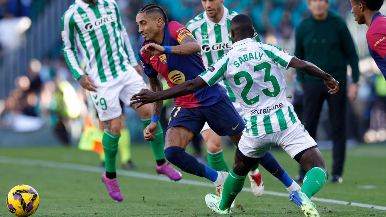 Barcelona no pudo con un combativo Real Betis y no se consolida en LaLiga