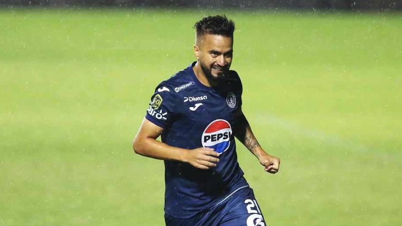 Motagua anuncia renovación de Droopy Gómez de cara a los próximos torneos