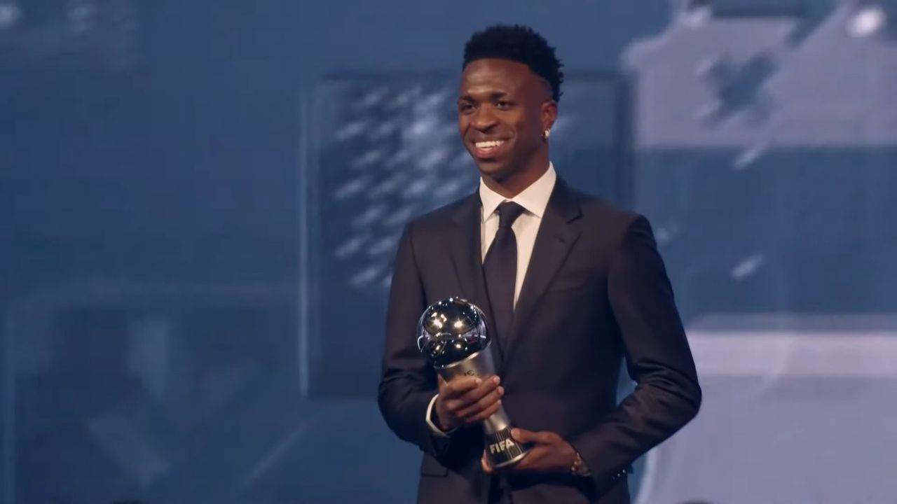 Vinicius Júnior se lleva el premio The Best como mejor jugador de la temporada