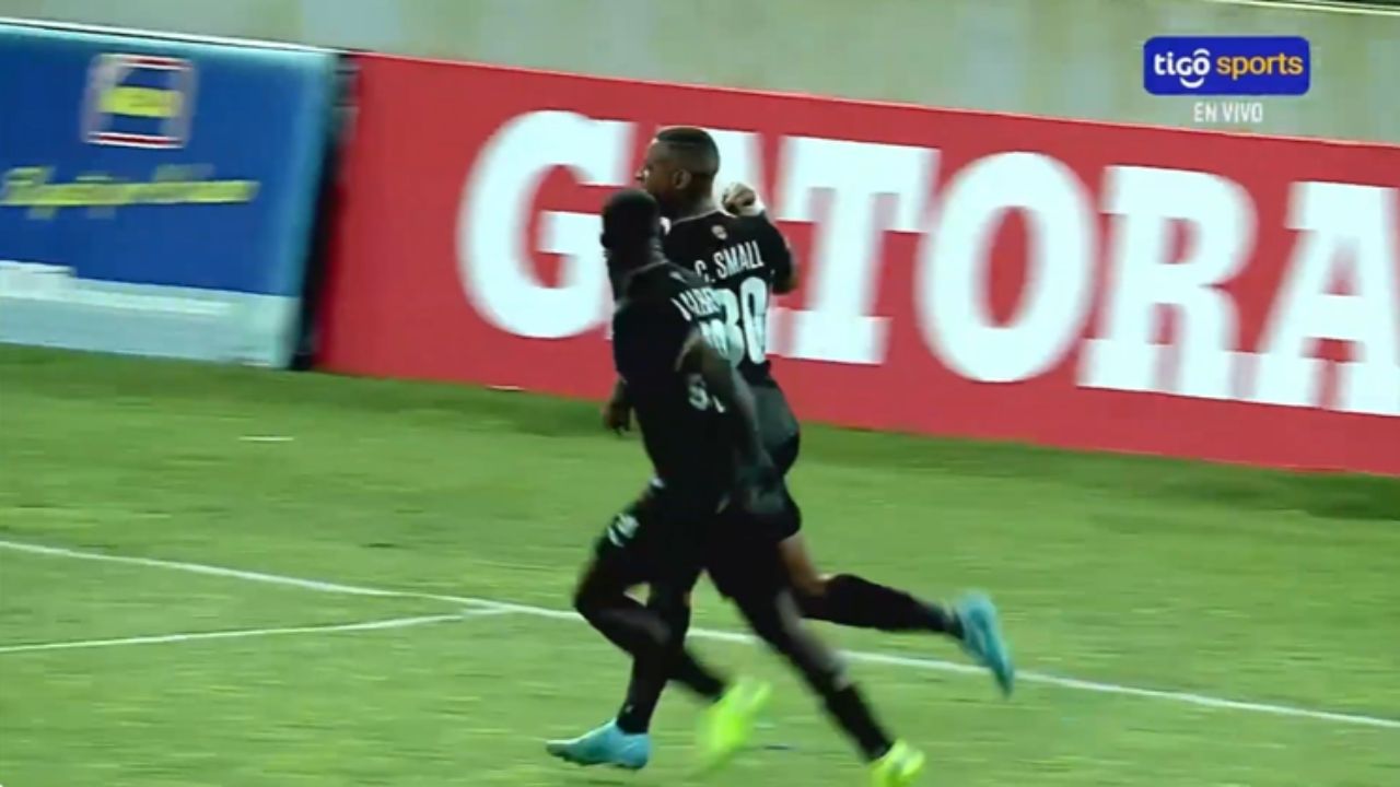Carlos Small ya superó a Real España y anota gol en su primer partido fuera del club