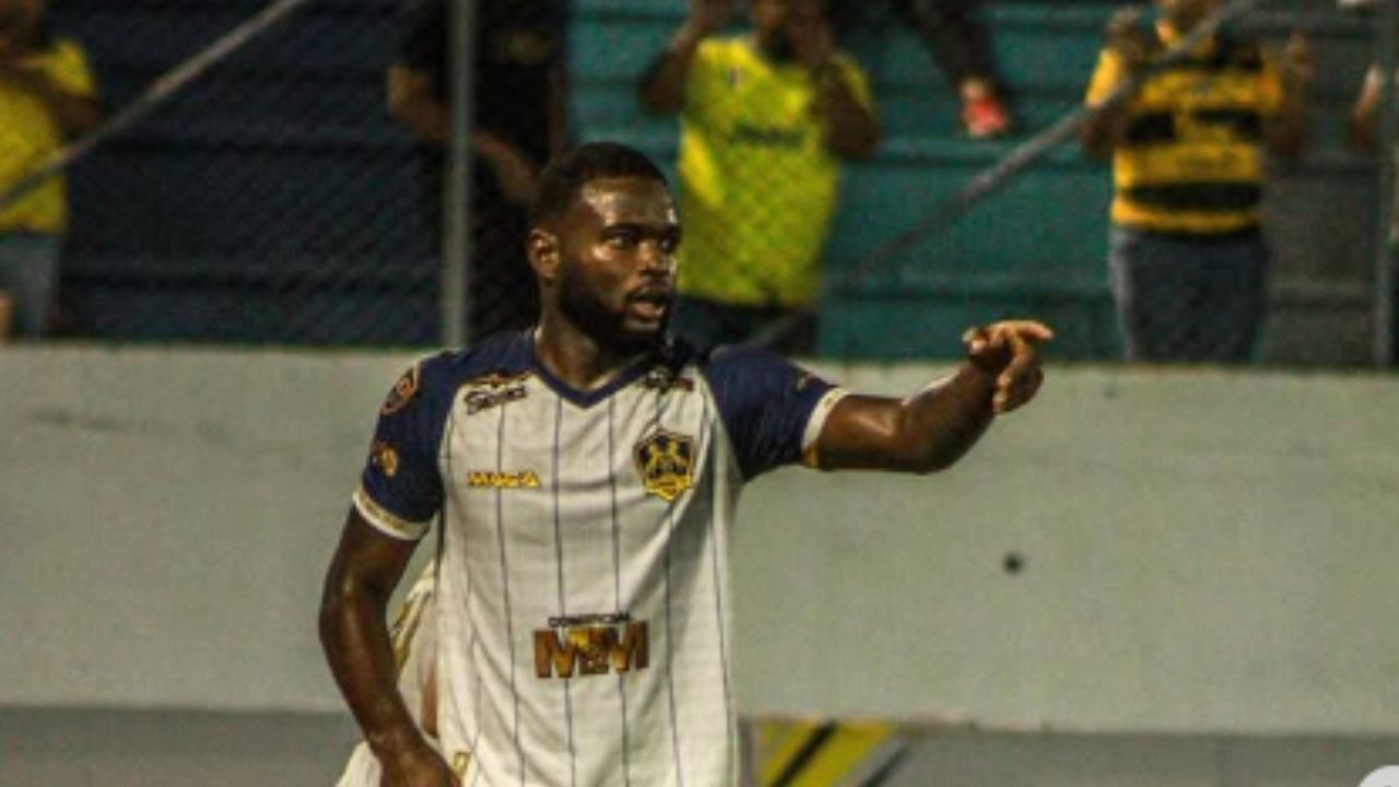 Elison Rivas elige su equipo para disputar el Clausura 2025