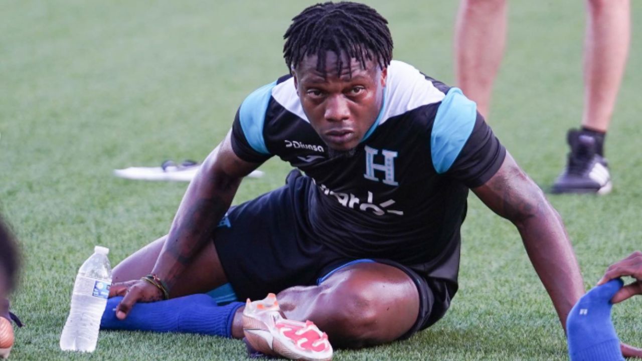 Futuro de Kevin Álvarez da giro inesperado tras recibir interés de un club grande