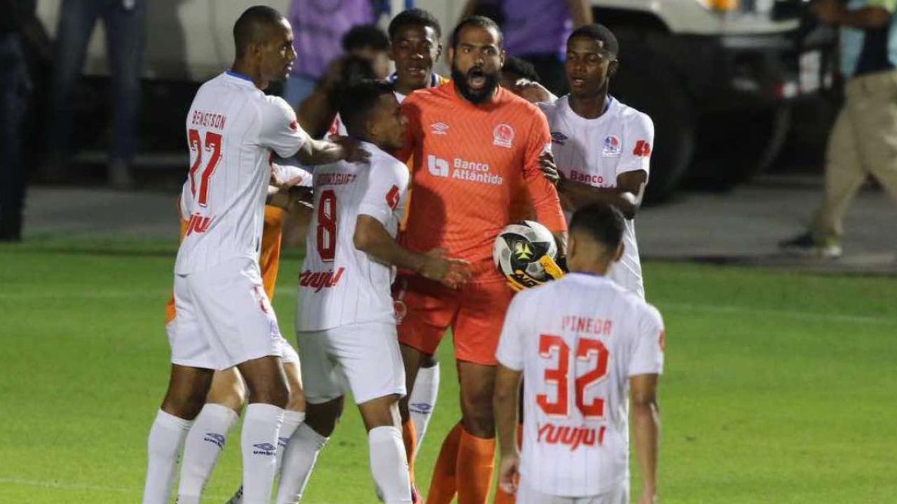 Se confirma la segunda alta en Olimpia tras la llegada de Eduardo Espinel