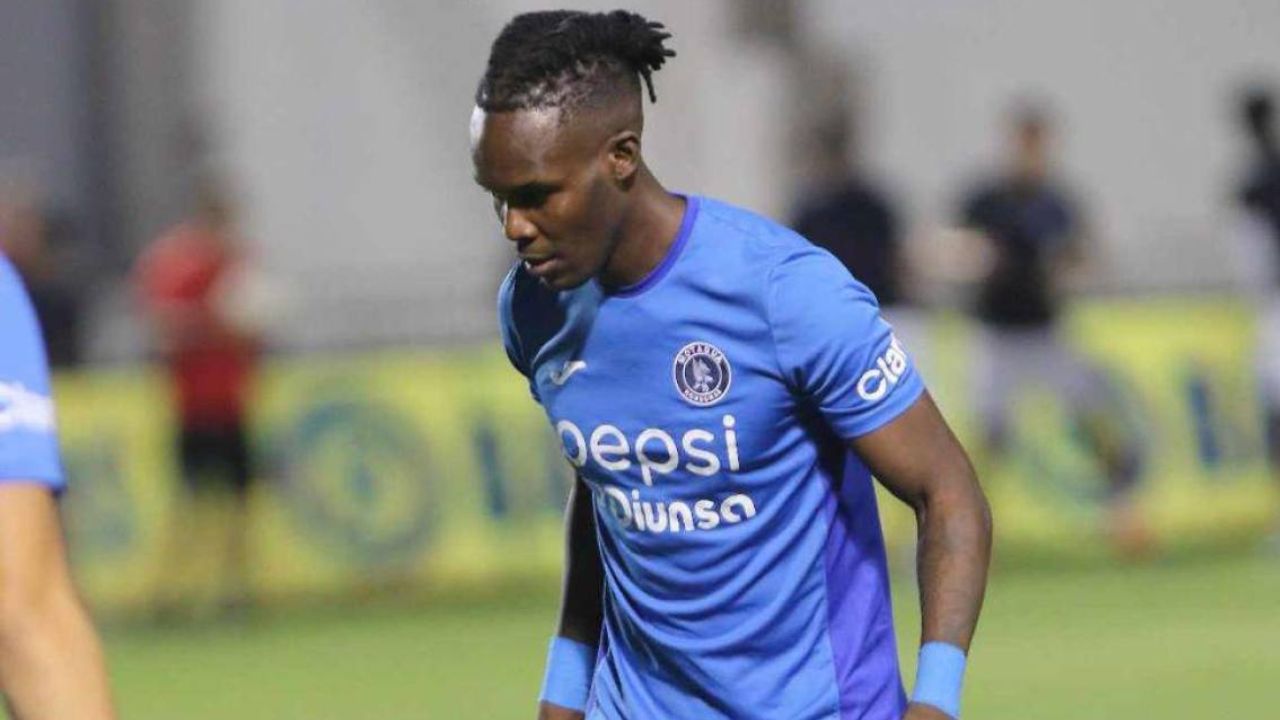 Rubilio Castillo define su futuro con Motagua tras romper el silencio sobre su situación
