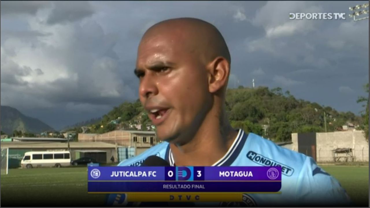 Diego Ledesma reacciona tras conseguir doblete en cuatro minutos con Motagua
