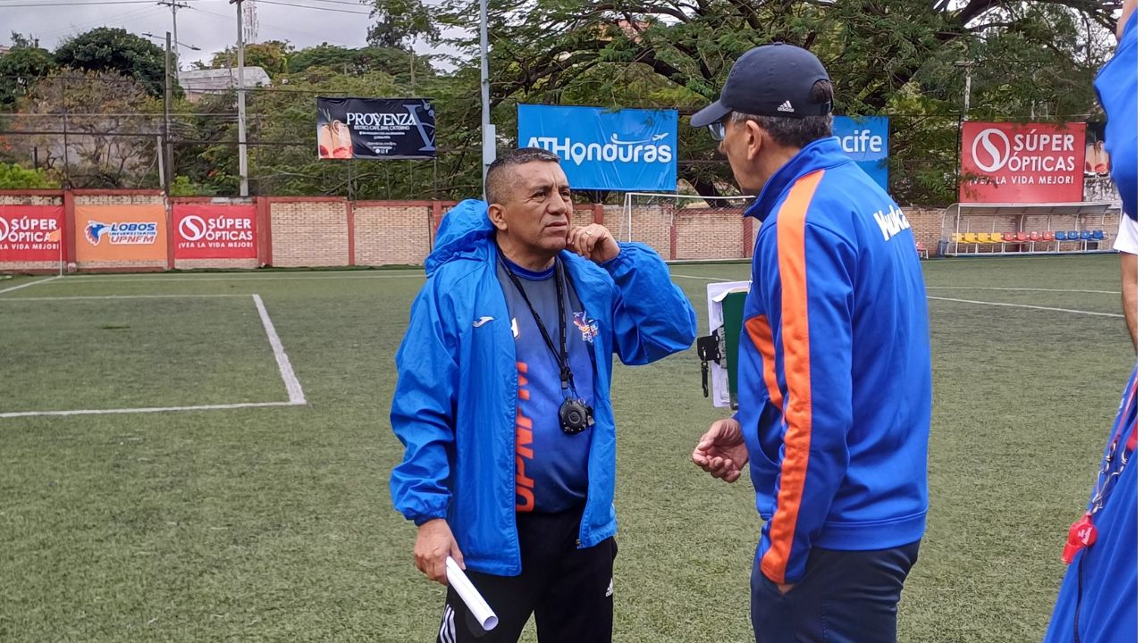 Lobos UPN presenta su nuevo cuerpo técnico tras dos goleadas al hilo