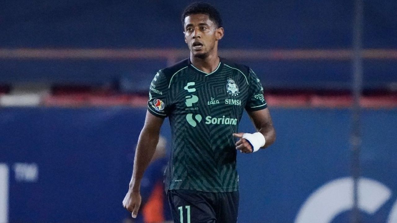 Choco Lozano propina un duro golpe a la Selección de Honduras de Reinaldo Rueda