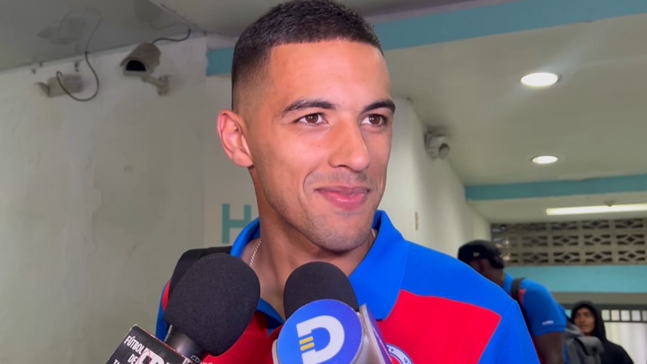 Emanuel Hernández valora su debut con Olimpia y revela qué opina del fútbol hondureño