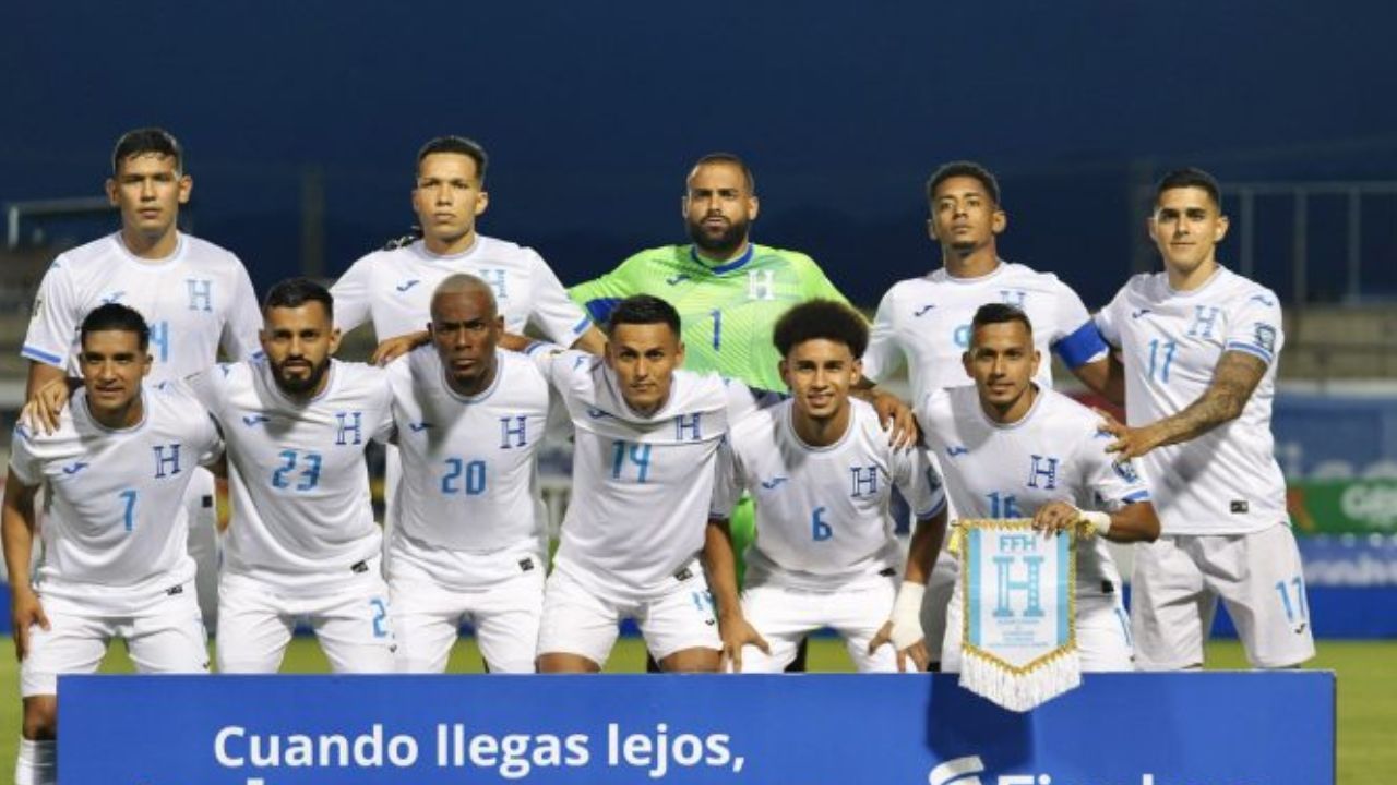 Los dos jugadores de la Selección Nacional que serían legionarios de no ser por sufrir lesión