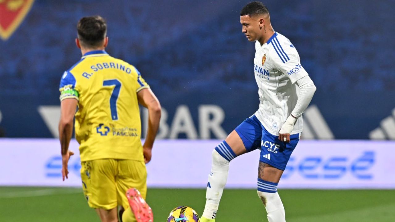 Kervin Arriaga y Real Zaragoza no pasan del empate contra Cádiz