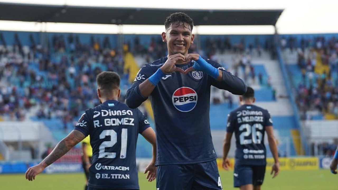 Luis Vega apunta su regreso para el clásico ante Olimpia por la Jornada 7