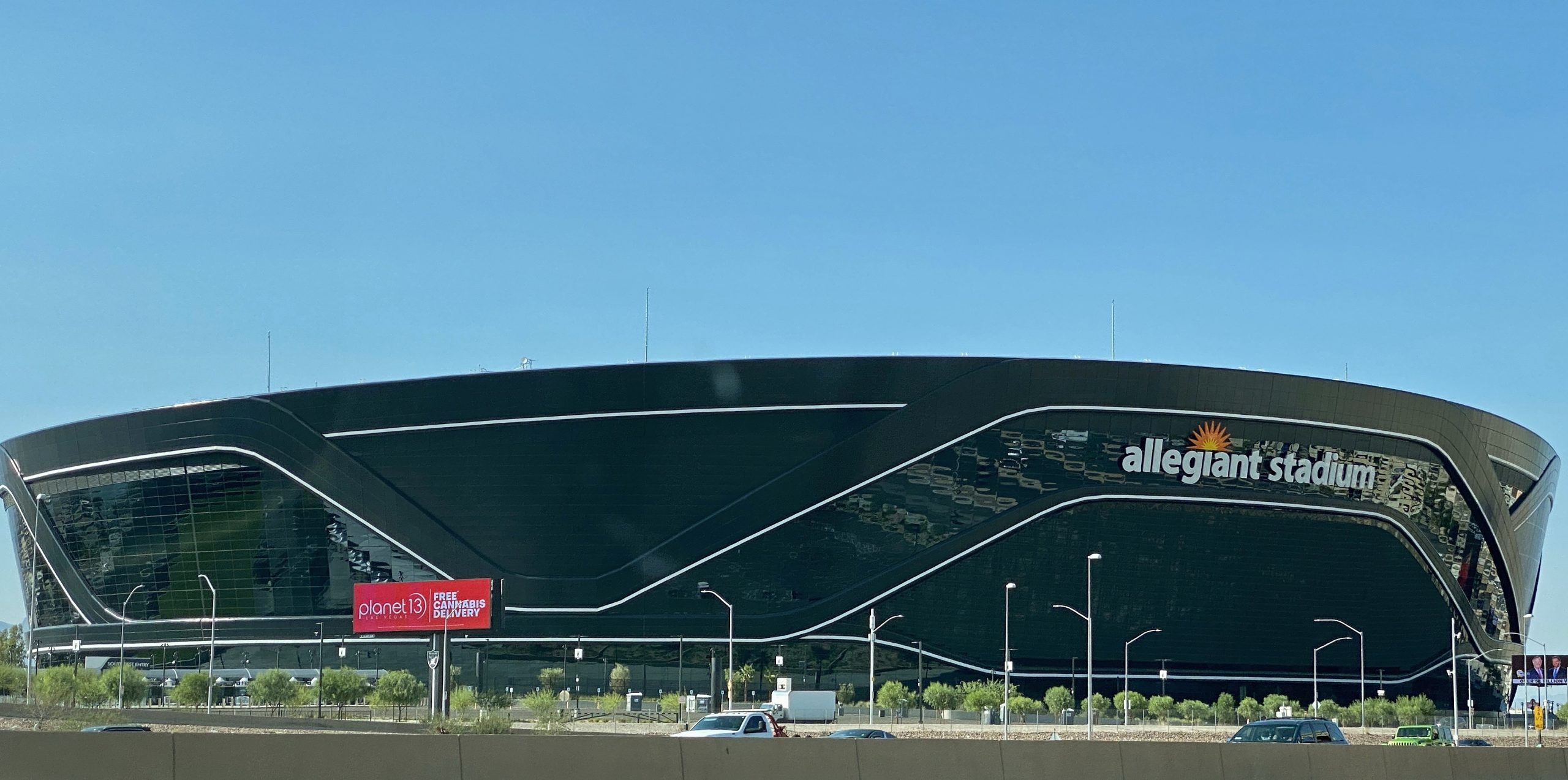 Se mira el estadio a lo largo