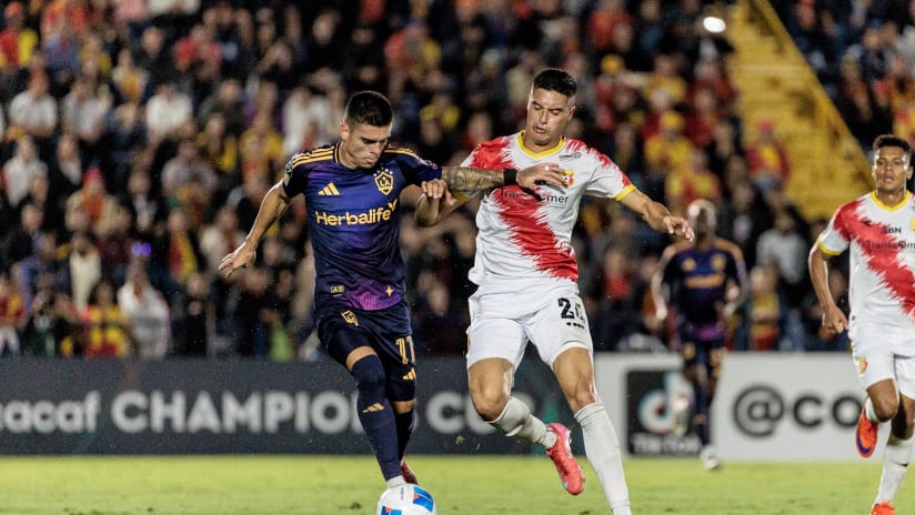 La Galaxy vs Herediano