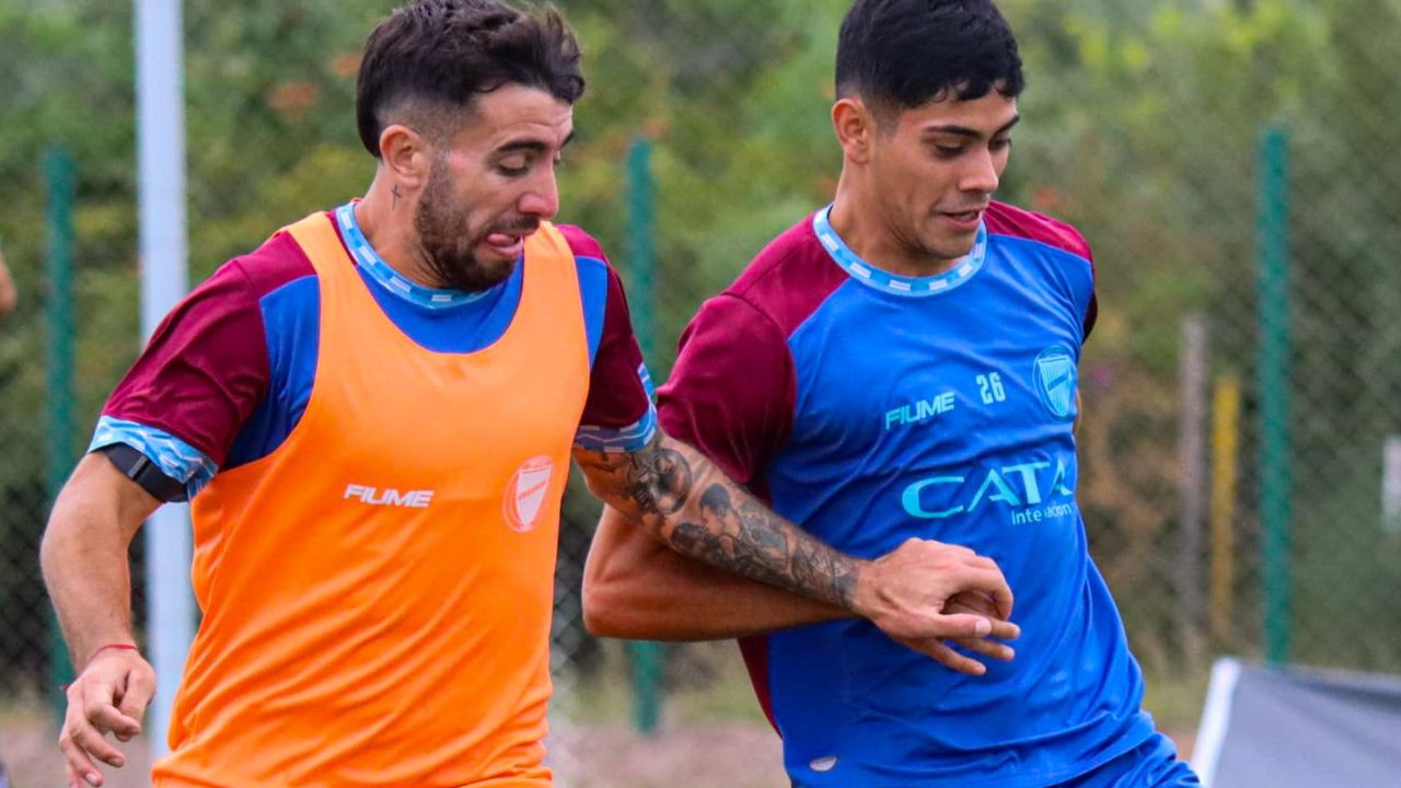 Agustín Auzmendi impacta con su cambio físico en Godoy Cruz de Argentina