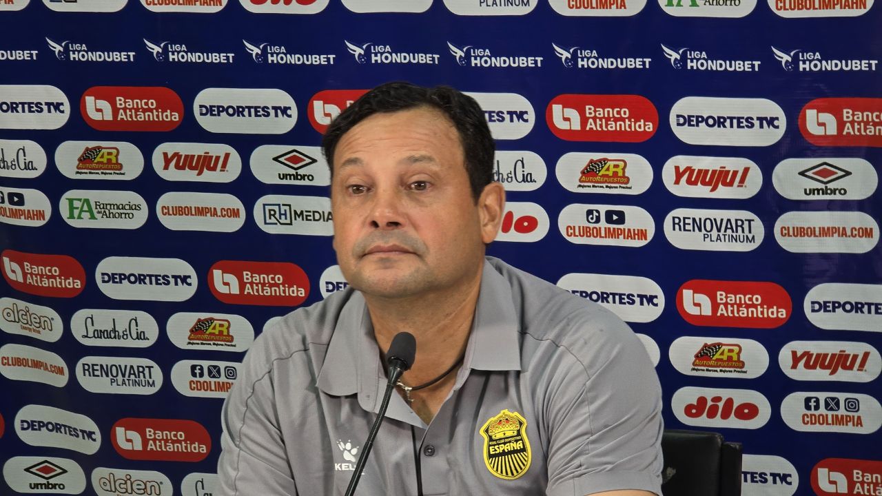 Jeaustin Campos elogia a sus jugadores tras sacar empate ante Olimpia pese a crisis