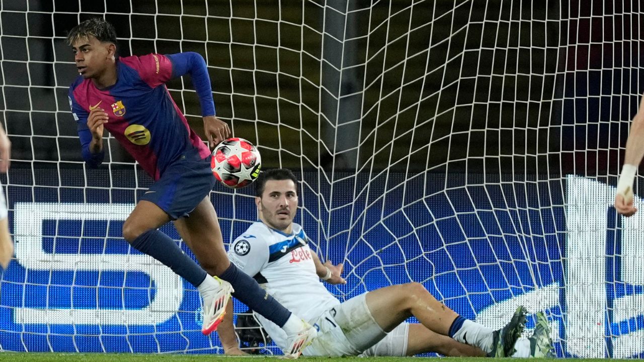 Lamine Yamal menciona al club favorito para ganar la Champions League 2025