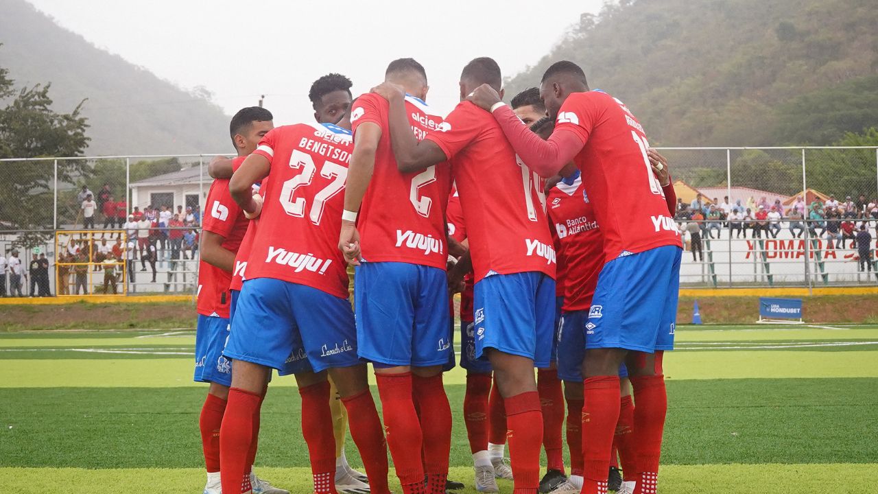 Afición de Olimpia solicita más minutos para jugador tras remontada ante Juticalpa